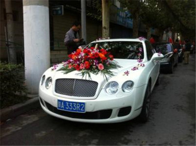 婚庆公司车队报价与礼仪服务解析 租婚车一般多少钱？
